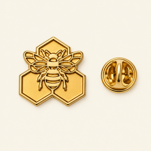 Pin op crème #F8F6EE