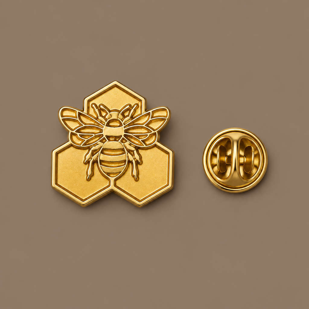 Pin op taupe #8C7F6E